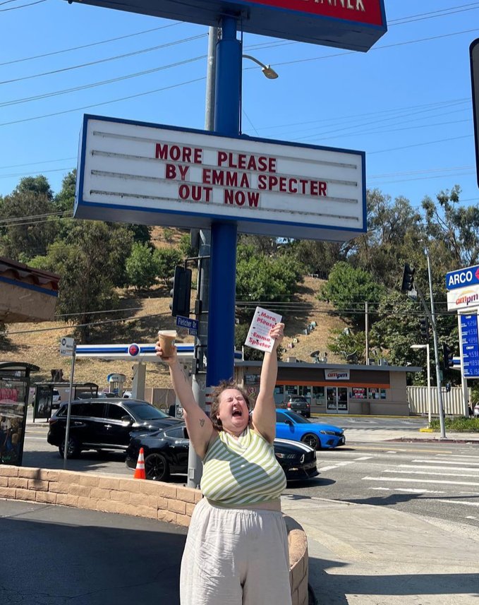 EmmaSpecter's tweet photo. my book comes out today and my bf got me on the rick's sign!!!!!!!!!!!!!!! 

https://t.co/Rl91qUaoTa https://t.co/RwINMZpDL0