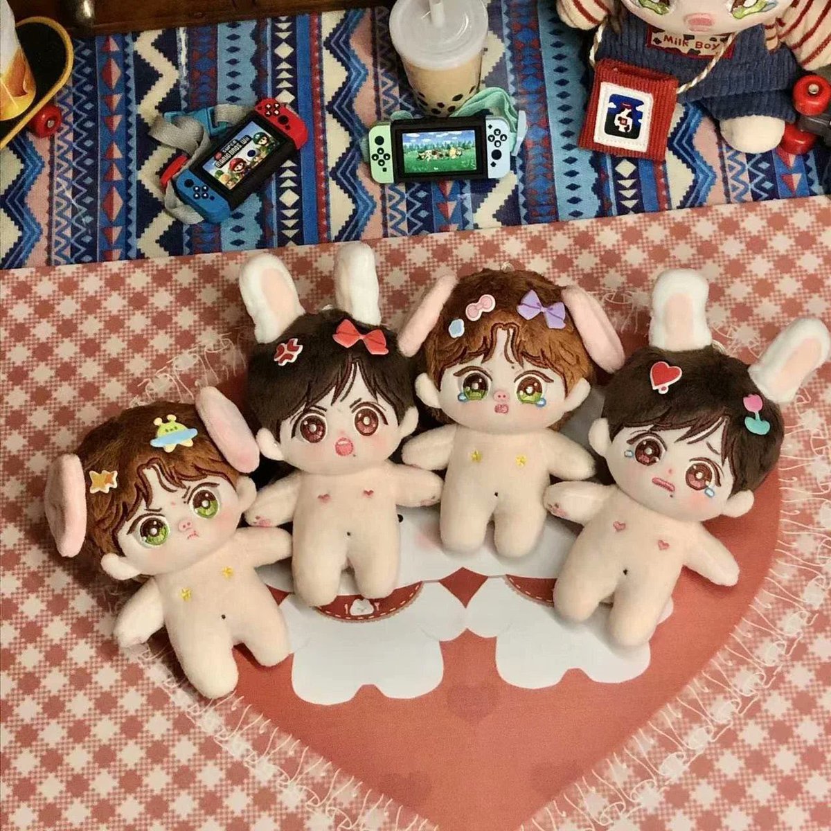 F22B21's tweet photo. ปล่อยน้องๆ bobi zhanbi 2 คู่ ราคา 1,800 รวมส่ง ขนาด 10 cm ของพร้อมส่งเลยนะคะ สนใจเมนชั่น หรือ DM มาขอดูรูปเพิ่มเติมได้ค่ะ  #ตุ๊กตา20cm #ตุ๊กตาป๋อจ้าน #ตุ๊กตาแฟนซี #ตุ๊กตาเซียวจ้าน #ตุ๊กตาอี้ป๋อ https://t.co/r6CBKSoYfH