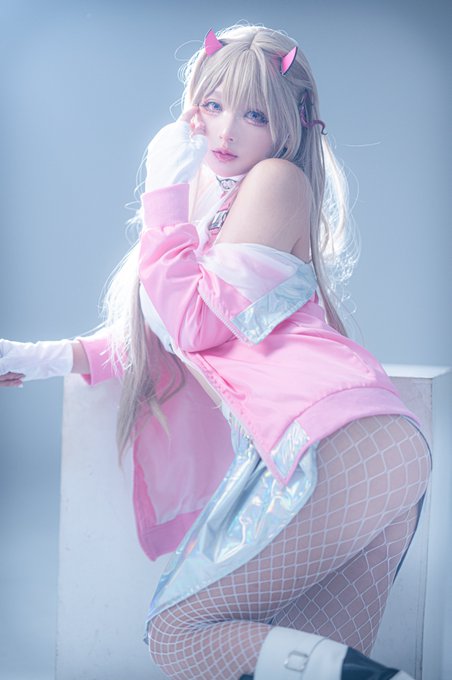 Twitterのコスプレ画像11