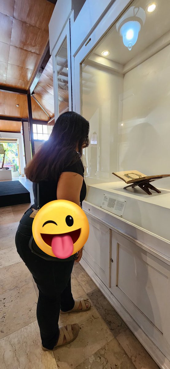 kockuwmi's tweet photo. gini bkan depan belakang oke 😁🤭 https://t.co/XmTFtnlU1D