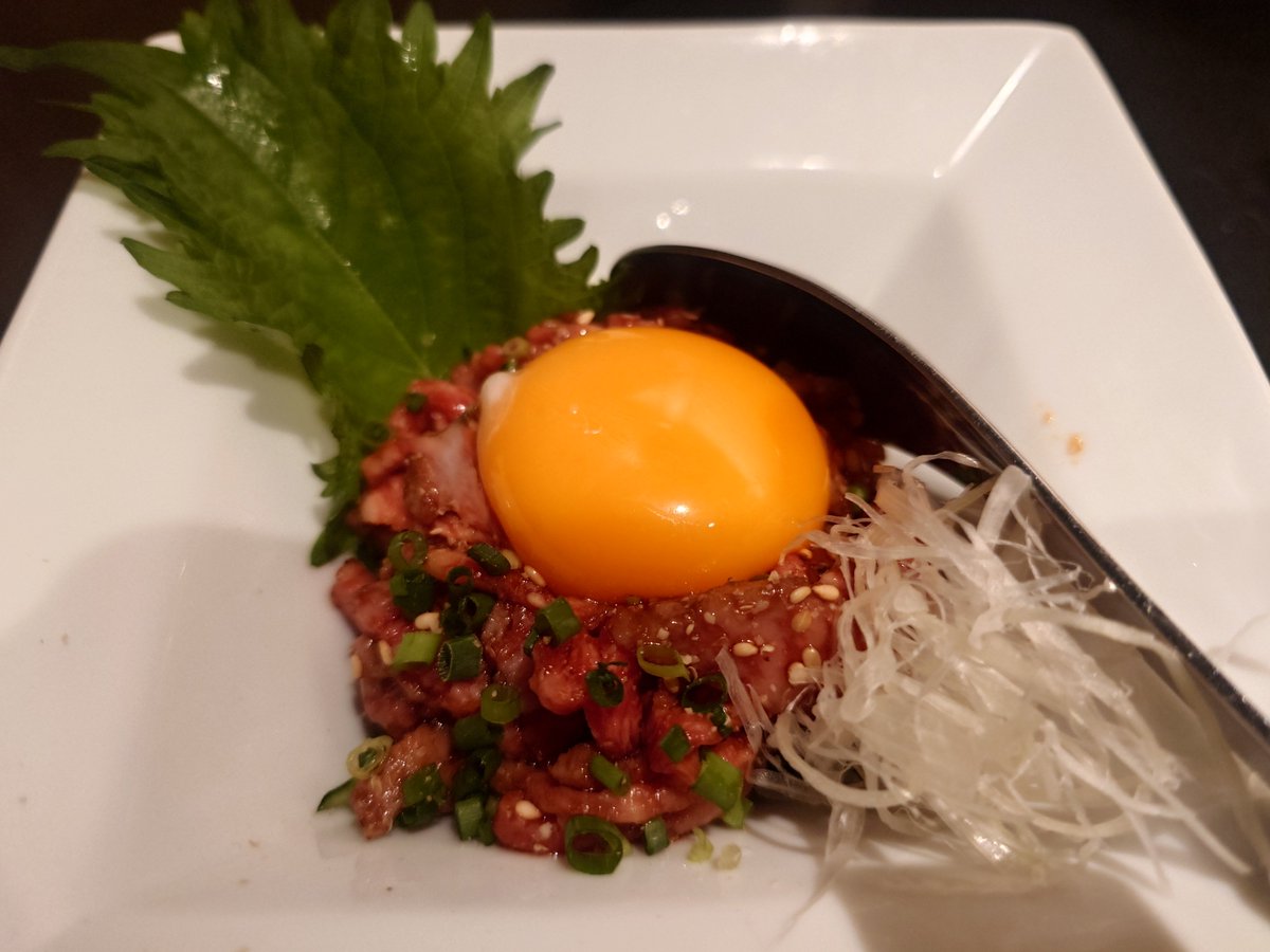 aotatsukiren's tweet image. 極上佐賀牛サーロインの炙りユッケ、極上厚切りハラミ、極上佐賀牛盛り合わせ5種盛り、極上佐賀牛究極の飛び牛シャトーブリアン

#KABTO