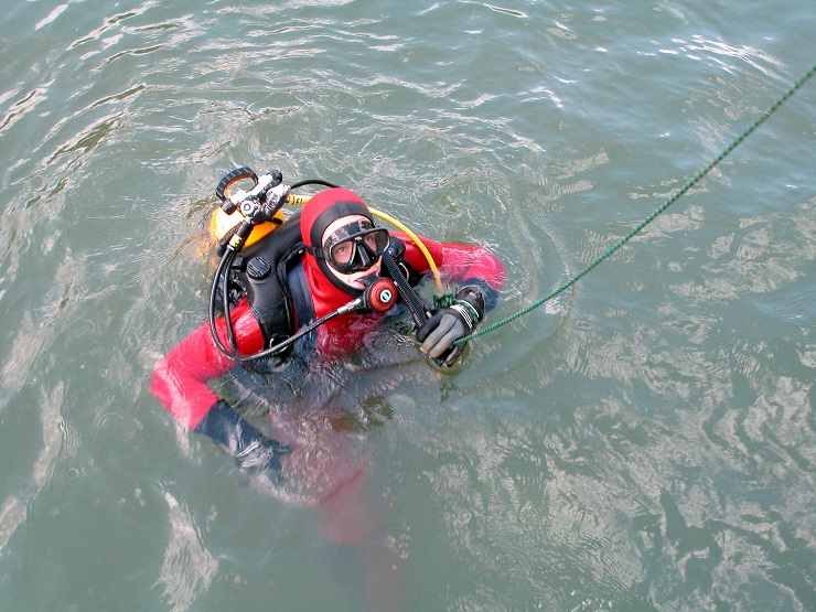 infonormandie's tweet image. Le Havre. Un étudiant #américain se noie dans le bassin Vauban : la piste accidentelle privilégiée par la police #SeineMaritime
xfru.it/XJ9vg1