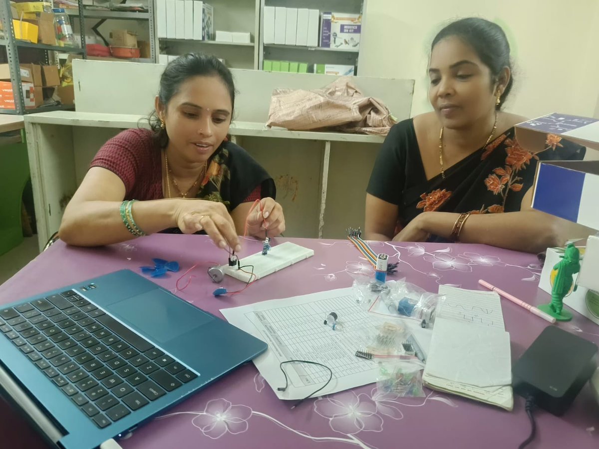 stemrobo's tweet image. Delighted to share the impact @stemrobo is making in spreading innovation and #21stcentury skills by capacity building in schools through workshops and training sessions for the #TEACHers
Contact- 1800120500400
#roboticscentreforkids #AIforSchools #steameducation #nep2020