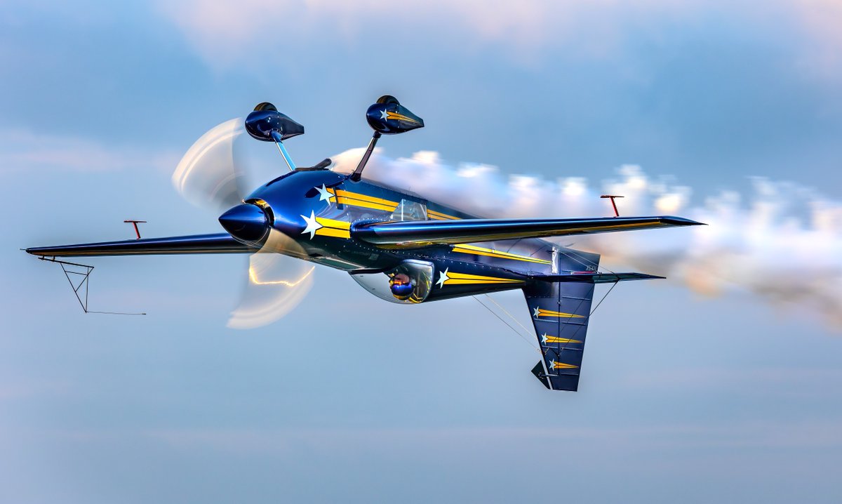 EAA's tweet photo. "Come fly with me in an upside down world!"
Check out Mike Hoy in his Monosport 360, taking it to the max.
Homebuilt? ✔️Aerobatic?✔️ Lovin' it. 😍
📸 Jim Koepnick
#aviation #flying #pilotlife #homebuilt #planespotting #aerobatic #airplane #avgeek #photooftheday https://t.co/9kb3mmCKkf