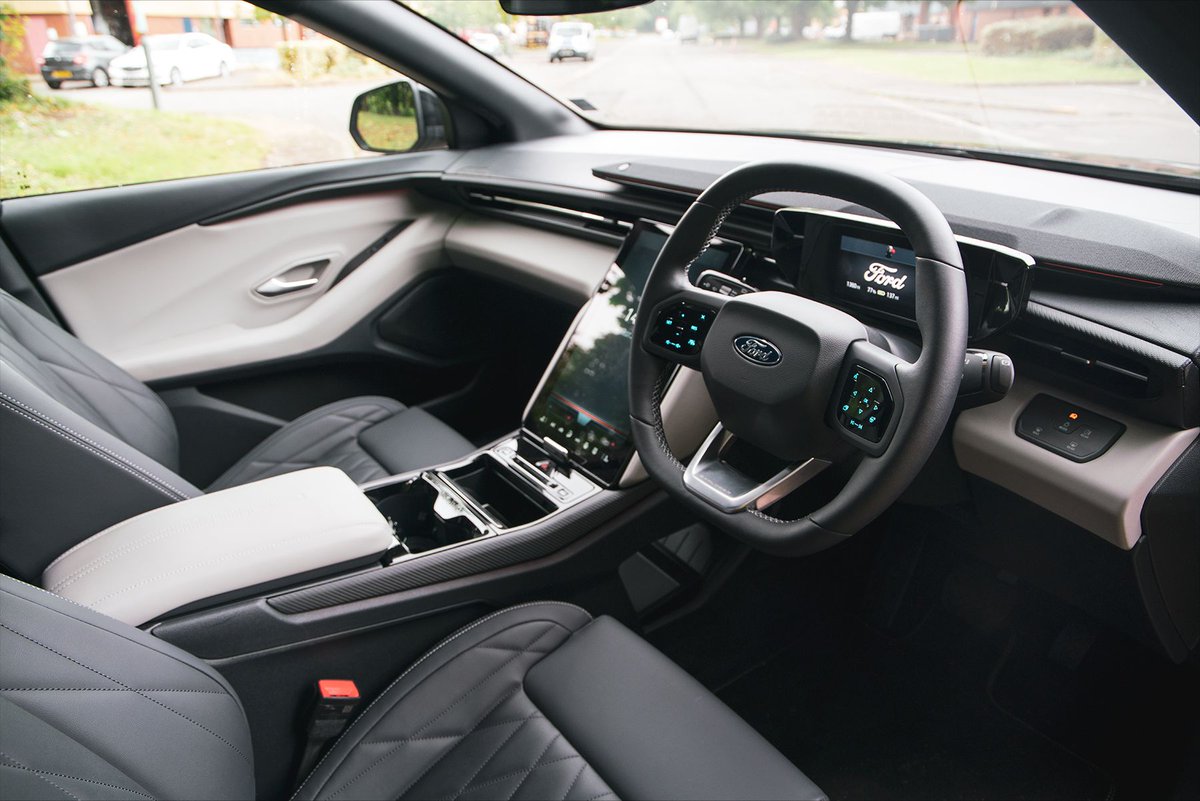 Join us with the All-New Ford Explorer! Its first destination is Cwmbran Ford from today, 9th July through to Thursday 11th July, then it’s off to Newport Ford from Thursday 11th - Monday 15th July. Join us for this exciting exclusive test drive event!

#MonMotorsFord #Explorer