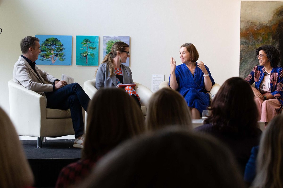 UCC Ireland (@ucc) on Twitter photo What can we learn from art in the age of technology to ensure nobody is left behind?
Mark Little moderates discussion with <a href="/FinnClodagh/">Clodagh Finn, now on Instagram</a>, @NeasaNiL and <a href="/MajekJess/">Jess Majekodunmi</a>.
#WomenonWalls What can we learn from art in the age of technology to ensure nobody is left behind?
Mark Little moderates discussion with <a href="/FinnClodagh/">Clodagh Finn, now on Instagram</a>, @NeasaNiL and <a href="/MajekJess/">Jess Majekodunmi</a>.
#WomenonWalls