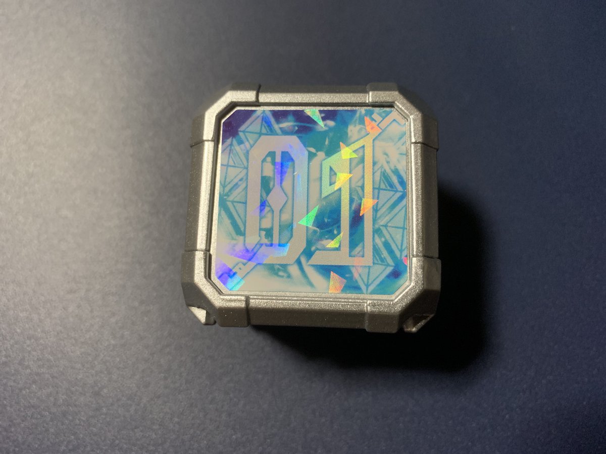 sugar_aile's tweet photo. SGアークキューブ01を買ってきたので塗装してみた

#ウルトラマンアーク
#変身アイテム改造部
#変身ベルト改造部 https://t.co/bBcXBcpePd