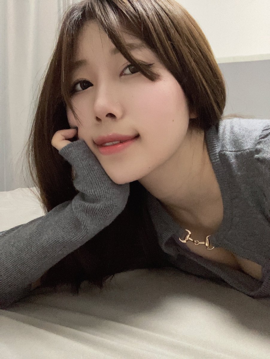 いつもより大人っぽいですか？🩶