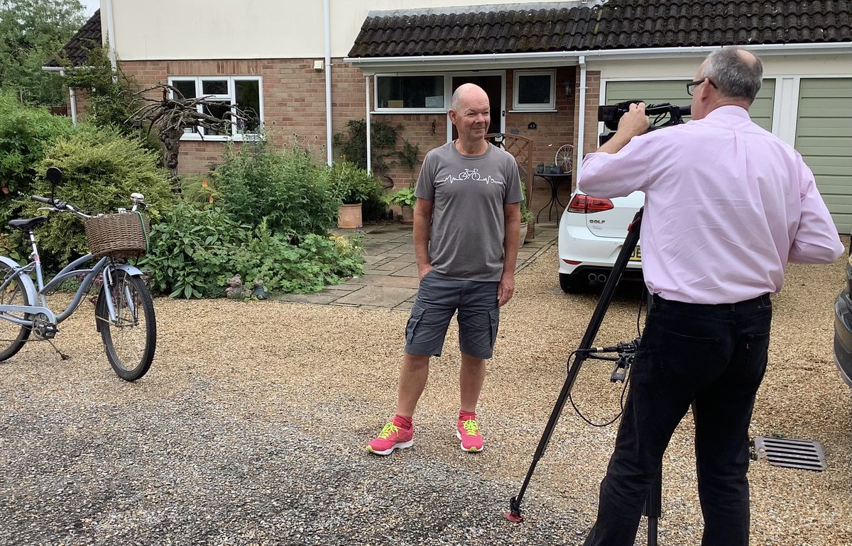 <a href="/MatthewHudITV/">Matthew Hudson</a> good to catch up after a 15 year gap to talk about the joys of cycling. Great for physical and mental health. <a href="/camcycle/">Camcycle</a>
