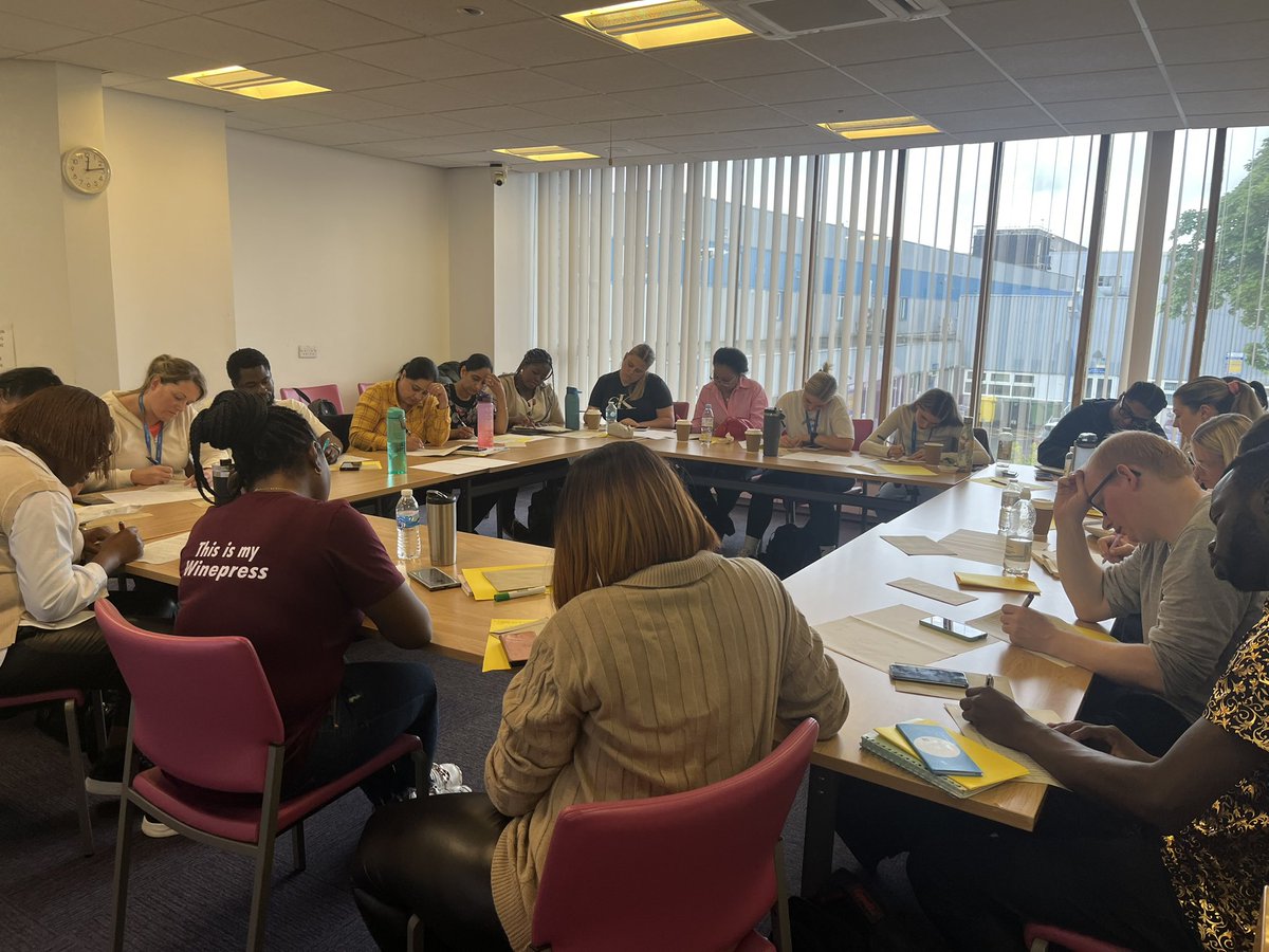 victap38's tweet photo. Navigating Your Career? Let the preceptorship team help guide you… Great day with the preceptees looking at the next steps after preceptorship @RWT_NurseEd @ForceWalsall @Claire_F1att @lornakelly22 @Miffyhs1 https://t.co/qToj5DBClS