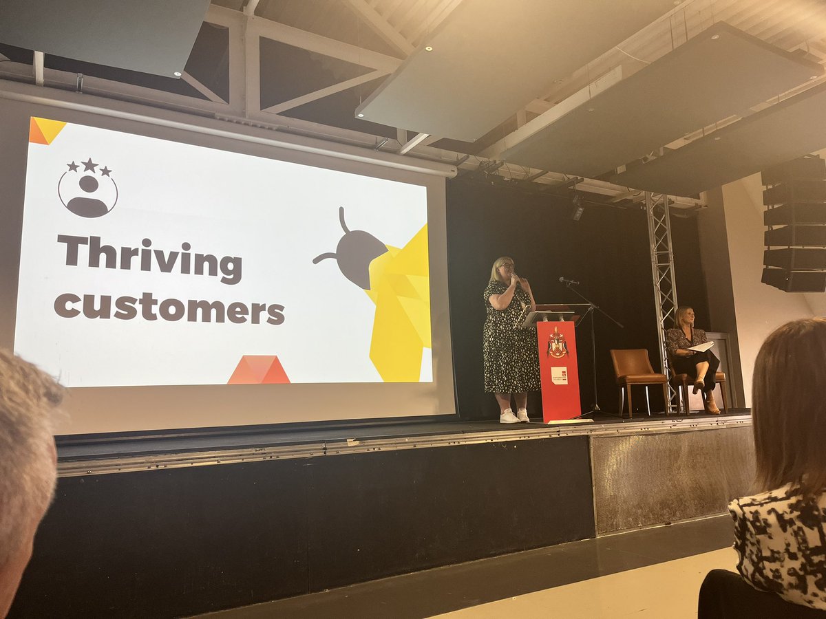Edwards_TJE's tweet photo. Discussing how @honeycombgrp delivers its strategic objectives with colleagues, Board &amp; customers https://t.co/2jfu3FOGW1