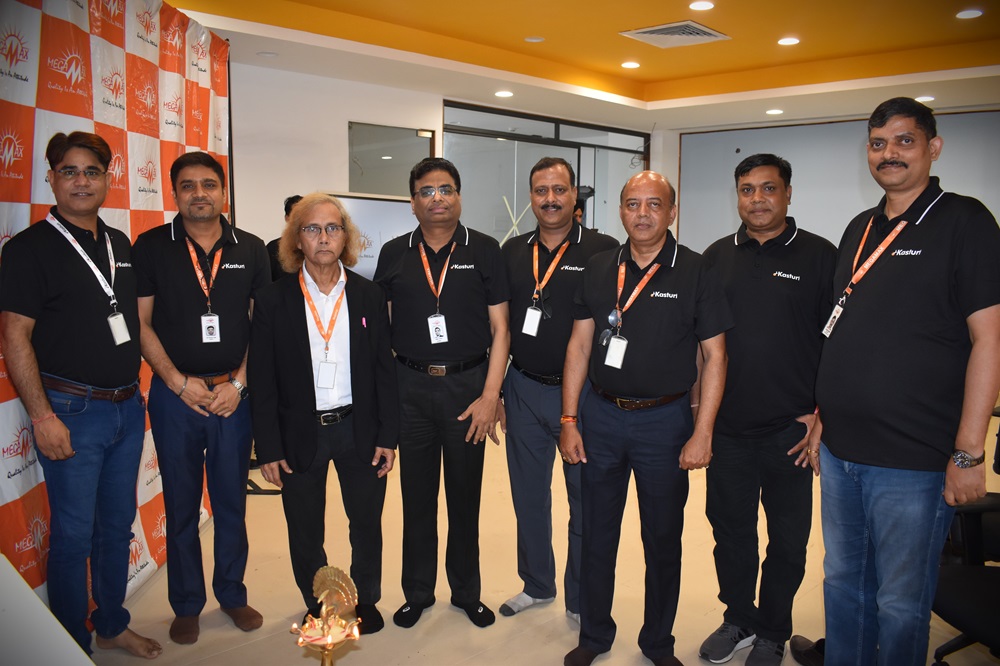 MegamaxAviation's tweet photo. It was a time of celebration as we cheered the success of Megamax Services, during their 9th Foundation Week. Megamax Aviation is proud to share in their achievements.
Know more- https://t.co/MfrNVUptsr
#foundationday #foundationweek #teammegamax #achievement #megamaxturned9 #megamaxaviation #dodhamtravelpackage #chardhamtravelpackage #privatecharters #aviationservices #megamaxaviation #dodham #chardham #charterhelicopter #helicopterservices #dodhambyhelicopter #chardhambyhelicopter #VIPchardham #vipdarshan