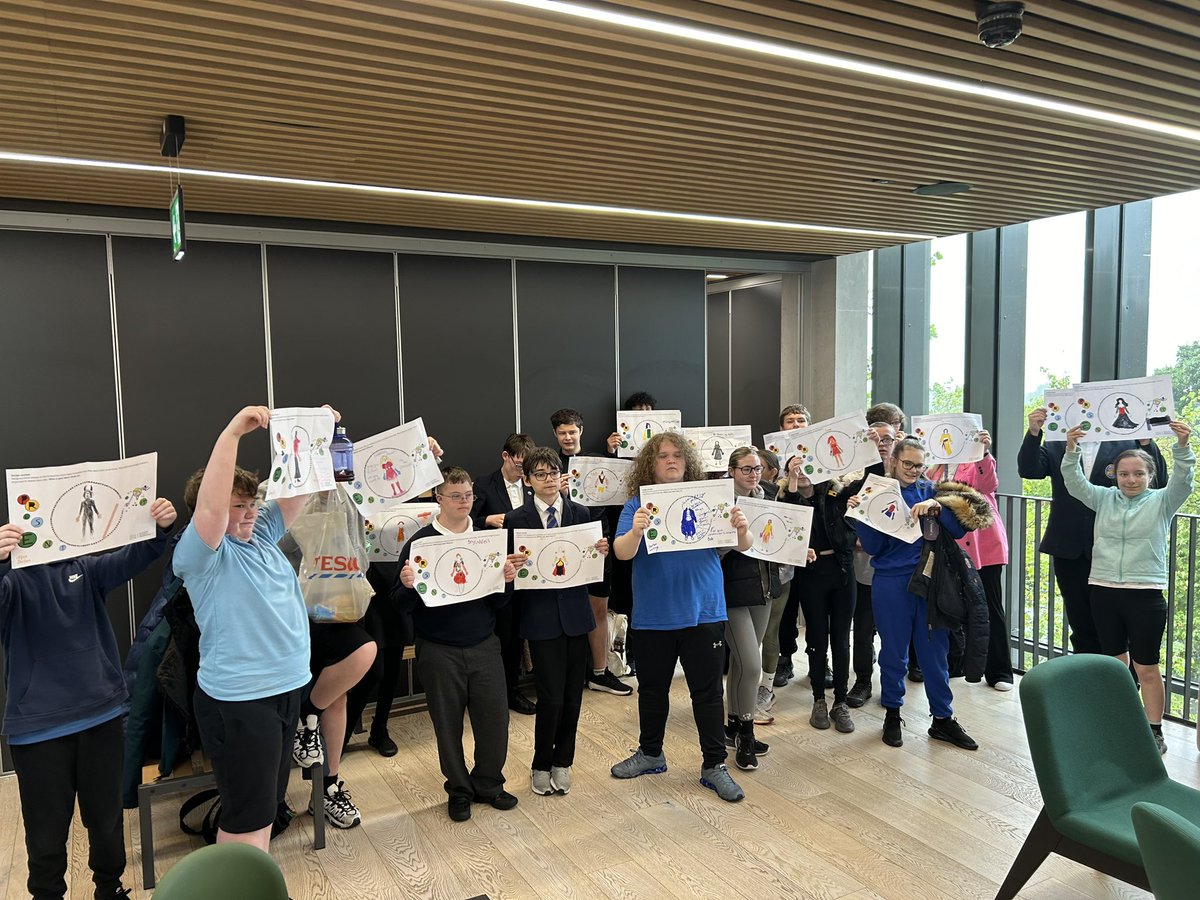 SandraDartnell's tweet photo. Wonderful to be back @ShakespeareNP with @altbridgeschool students. Thank you to the teachers for 2yrs commitment to @ROHSchools #CreateAndDesign seizing every opportunity for staff CPD and workshops for their young designers https://t.co/0qwCXRmBoQ