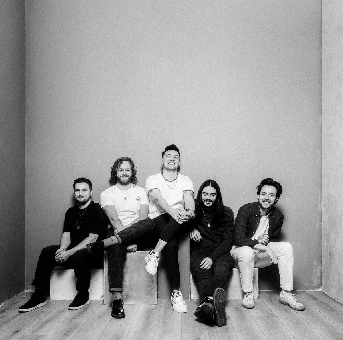 CharlotteTalksMusic tweet media