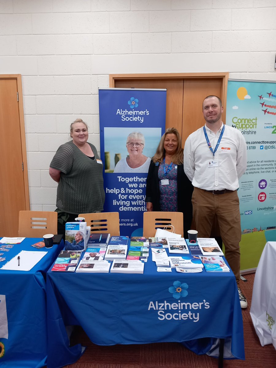 Mike7876's tweet photo. I’ve had a fantastic day at the @lpftnhs Networking with Pride 2024 Conference with Teresa and Claire, supporting people affected by dementia in the LGBTQ+ community #LGBTLinclusion2024 https://t.co/2hkAQTBSjk