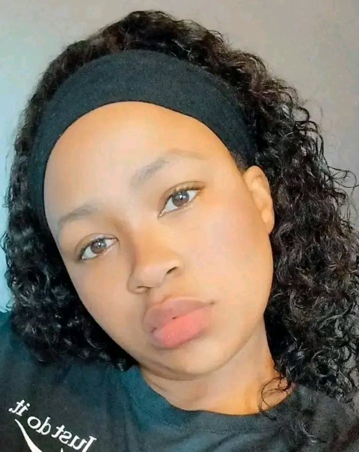 MDNnewss's tweet photo. Female disappears while partying with friends at Grove End in KZN

Pictured is 28 year old Thabsile Mhlaba who disappeared while partying with friends at a tavern in Grove End - KZN on Sunday night. 

Mhlaba is a resident of Amaoti - KZN. On the day of her disappearance, she and two (2) friends were consuming alcohol at the tavern. One of her friend’s witnessed Mhlaba speaking to a male who was seated in a silver Volvo (registration unknown) in the parking lot during the early hours of Monday morning. She thereafter left with the man. 

Her friends made telephonic contact with her at approximately 03h00 on Monday morning. She stated that she was with the male but was in fear of her safety. The caller was unsuccessful in obtaining her location.

Mhlaba was seen yesterday (Monday) seated in the Volvo in Brookdale, KZN. The person who saw her was not aware that she was missing. Her friends believe that she is being drugged and held against her will but this could not be confirmed. 

Please share this post and if anyone has information regarding the missing female, kindly contact Reaction Unit South Africa (RUSA) on 086 1234 333.