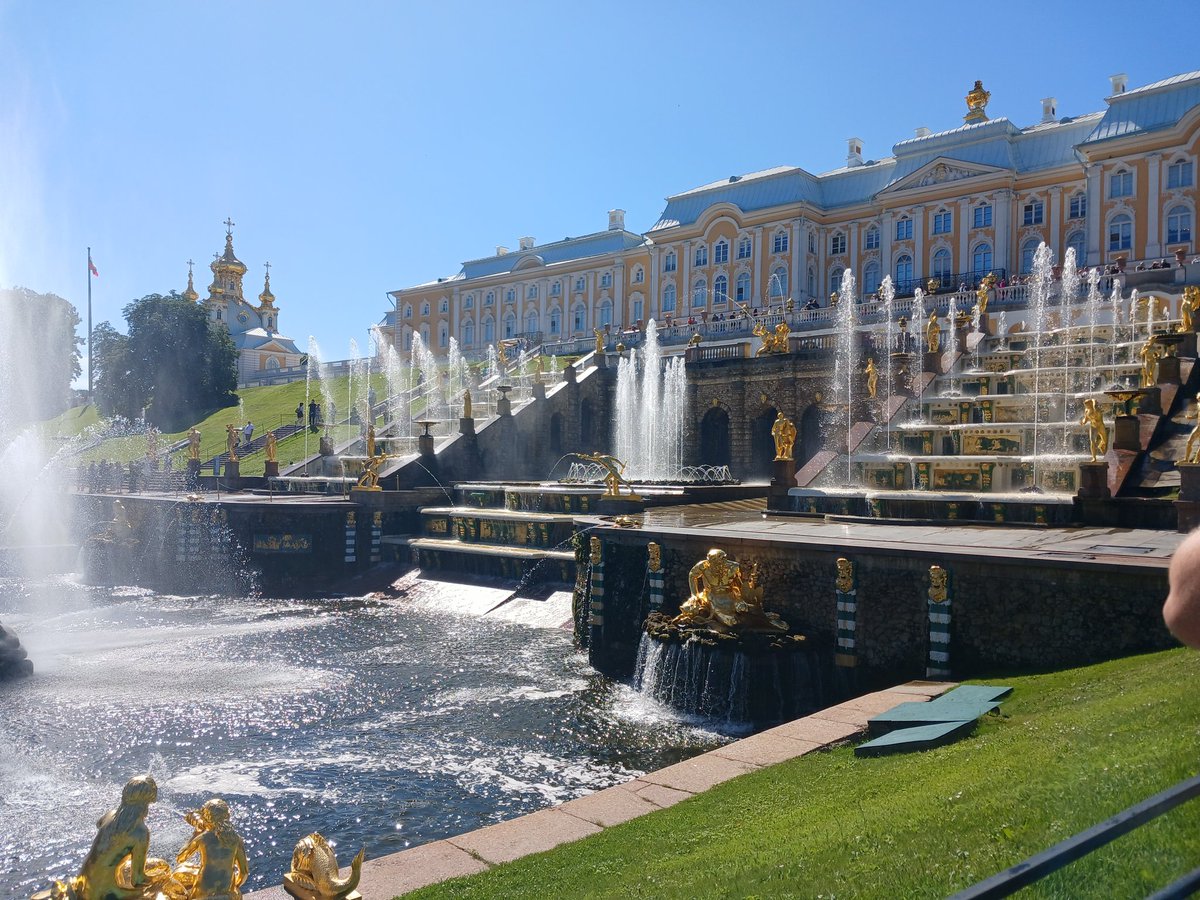 buahks's tweet photo. Вот бы провести здесь всю оставшуюся жизнь с любимым человеком https://t.co/rHXtAkCVGT
