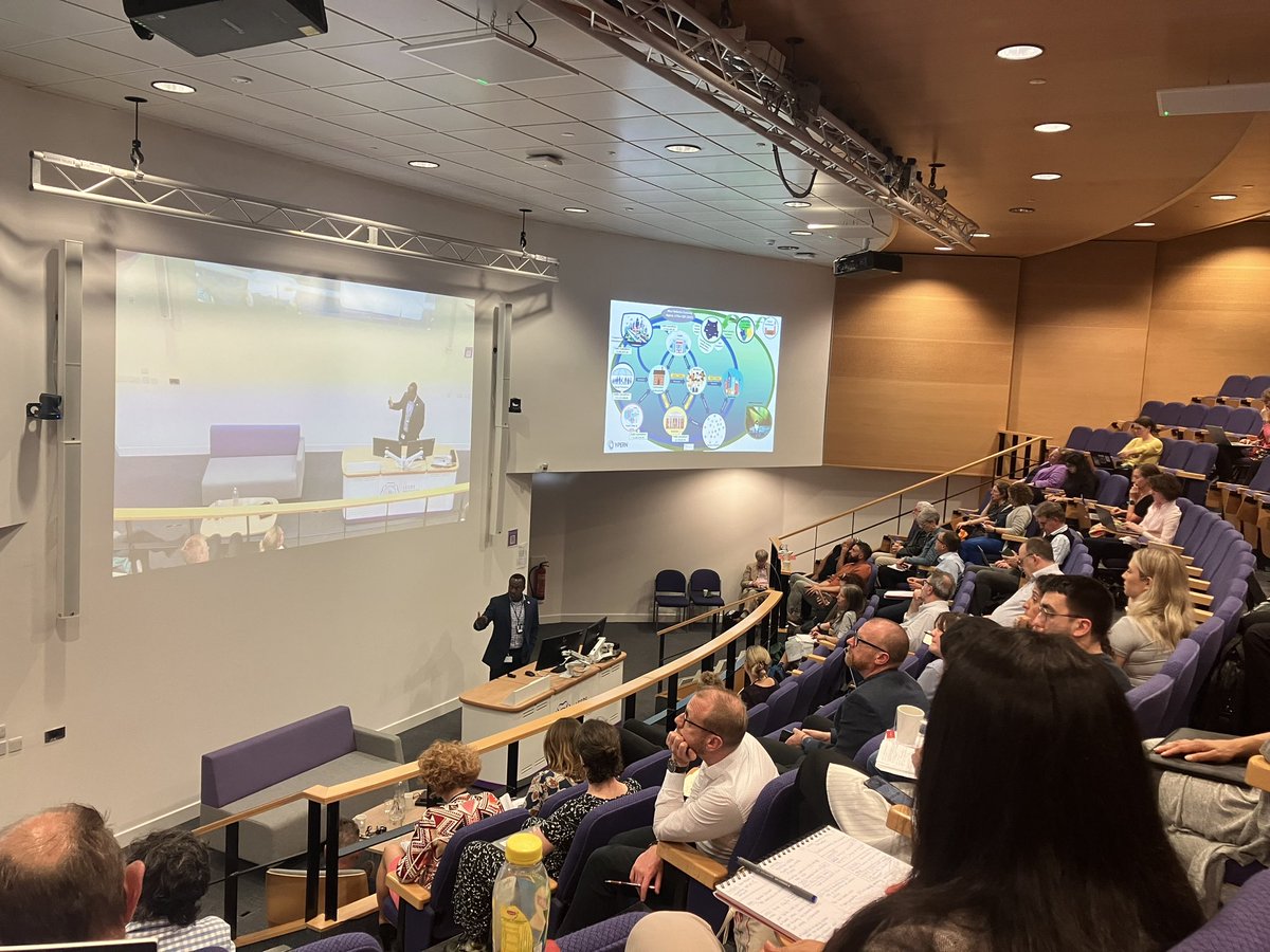 Kayleigh_RF's tweet photo. “Be humble and bold”

Felix Kumi-Ampofo @WestYorkshireCA on developing partnerships between unis and CAs.

Felix shares systems map developed by @Y_PERN_ and WYCA colleagues and points to need to develop a ‘region of learning &amp; creativity’ - to improve lives of people 🌟

#UPEN https://t.co/mMUDQZbOxP