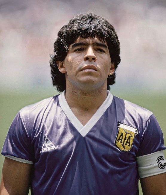 EscobarJuanM's tweet photo. Si la República Argentina se materializara en una persona, con toda su épica, toda su tragedia, toda su luz y toda su sombra, se vería exactamente así. https://t.co/SeRRAr2PaM
