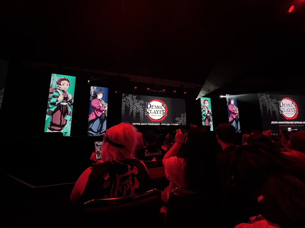 lookingnerdy's tweet photo. I had the honor of attending the Demon Slayer 5th Anniversay panel at #AnimeExpo2024 ! This will be a thread of my experience 🤗

In attendance were Natsuki Hanae (Tanjiro Kamado VA), Takahiro Sakurai (Giyuu Tomioka VA), and Yuma Takahashi (Aniplex Producer)
#DemonSlayer https://t.co/hb0wINZ0vE