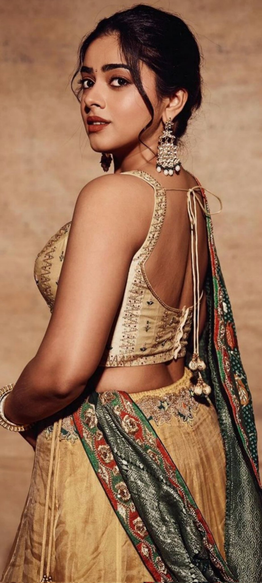 GSDWf3_WEAA93nh?format=jpg&name=large