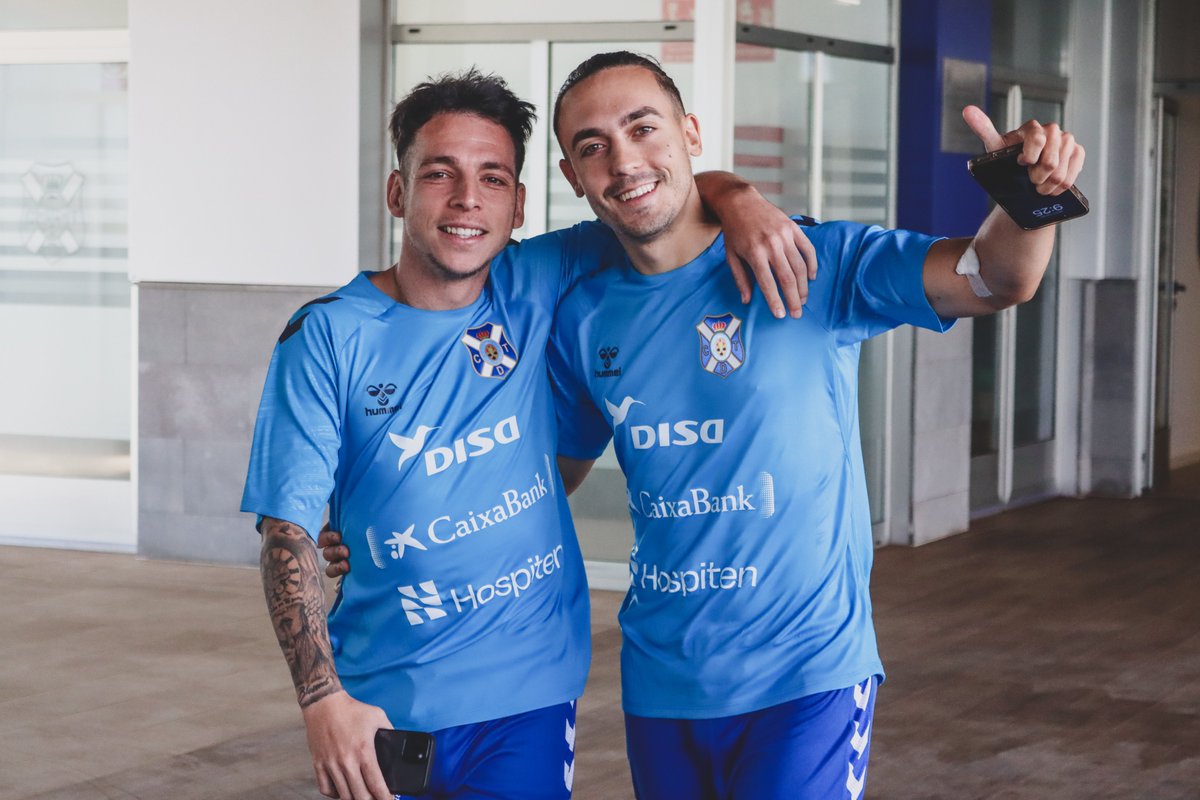 🪄 Siempre con 𝐚l𝐞g𝐫í𝐚 👍🏾

<a href="/Varo7r/">Álvaro Romero.</a> &amp; <a href="/Luismicruz91/">Luismicruz9</a> 

#PretemporadaCDT #AmorEterno