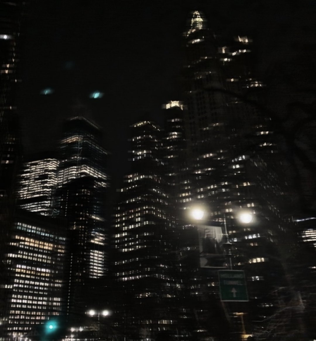 ⠀⠀

⠀ ⠀ ⠀ ⠀────﹝ ᱬ𝑢𝑟𝑑𝑒𝒓'𝒔   𝑎𝑠   𝑛𝑒𝑎𝑟
           𝑡𝐨   𝑙𝑢𝑠𝑡   𝑎𝑠   𝒻𝓁𝑎𝑚𝑒   𝑡𝐨   𝑠𝑚𝑜𝑘𝑒.﹞
⠀⠀⠀