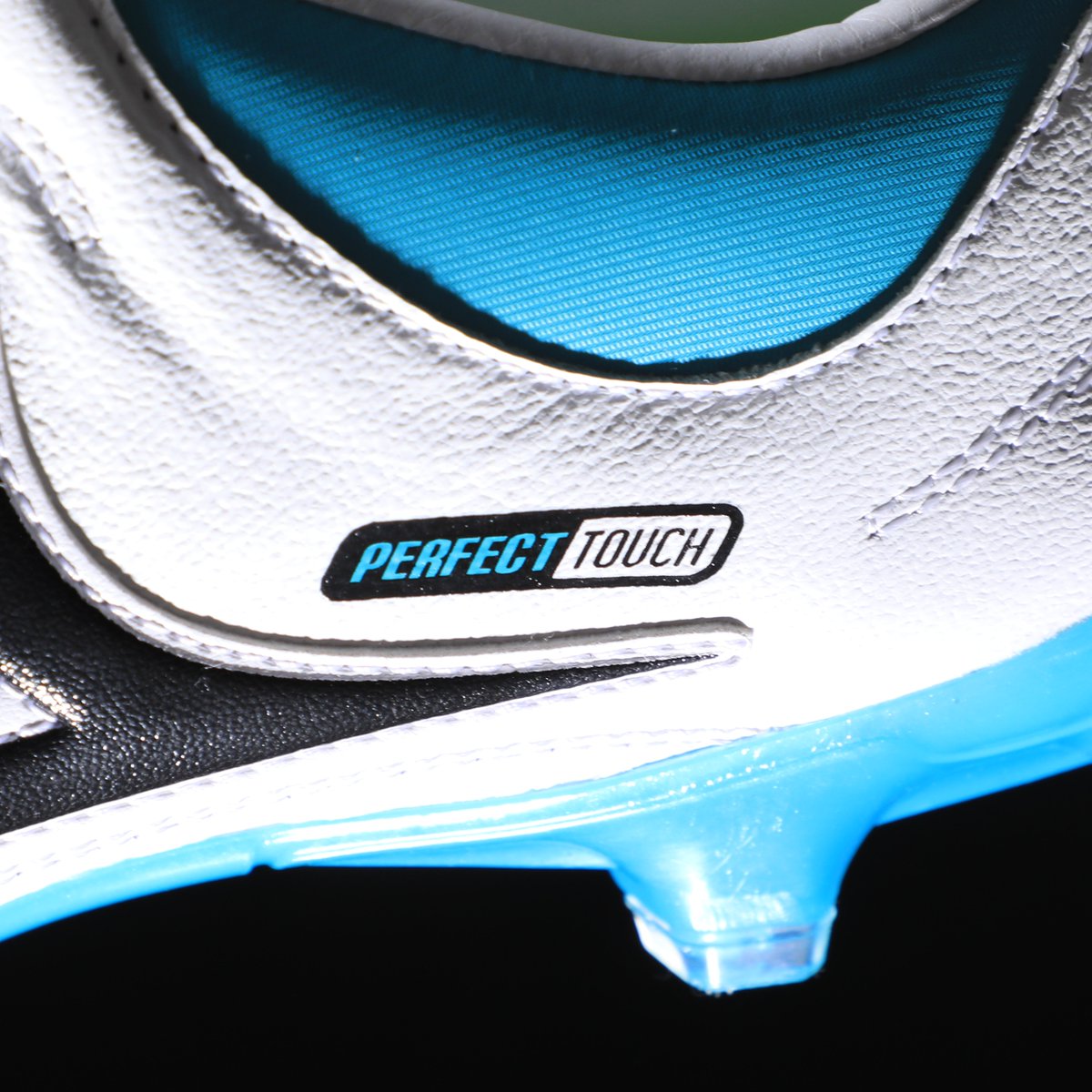 Pirma_Oficial's tweet image. A detalle 🔎
👟 #Pirma #BrasilPro #Fútbol #PirmaSquad #HechoEnMéxico
