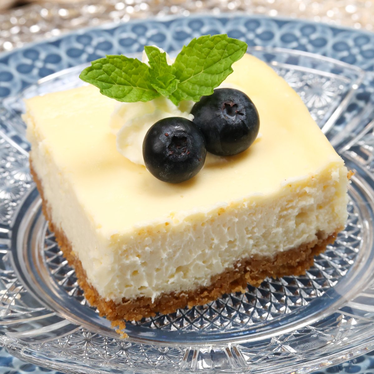 Make a small batch of cheesecake bars with this easy recipe. Enjoy a rich, creamy filling atop a buttery graham cracker crust. onedishkitchen.com/cheesecake-bar… #RecipeOfTheDay #dessert