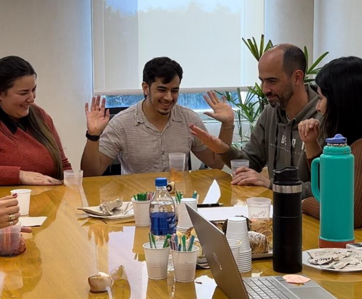 Biocomposites1's tweet photo. Exciting Games and Integration Day at Subiton Argentina! Thank you to our enthusiastic Management team for your commitment. Let's keep creating shared experiences. @SubitonLaborat1, now part of Biocomposites Group.

#TeamIntegration #Subiton #Biocomposites  #TeamBuilding 🔬 https://t.co/PCFZO3BAML