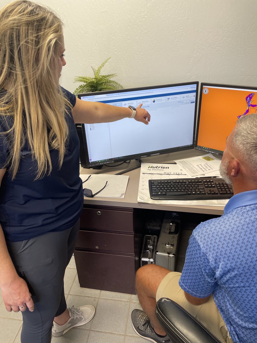 ⁦<a href="/lbizzz/">dr.west</a>⁩ is showing the updated dashboard and the additional Spiio Soil Sensors we just added.  By ‘we’… I did the digging and the install was done by the specialist.  #spiiodata