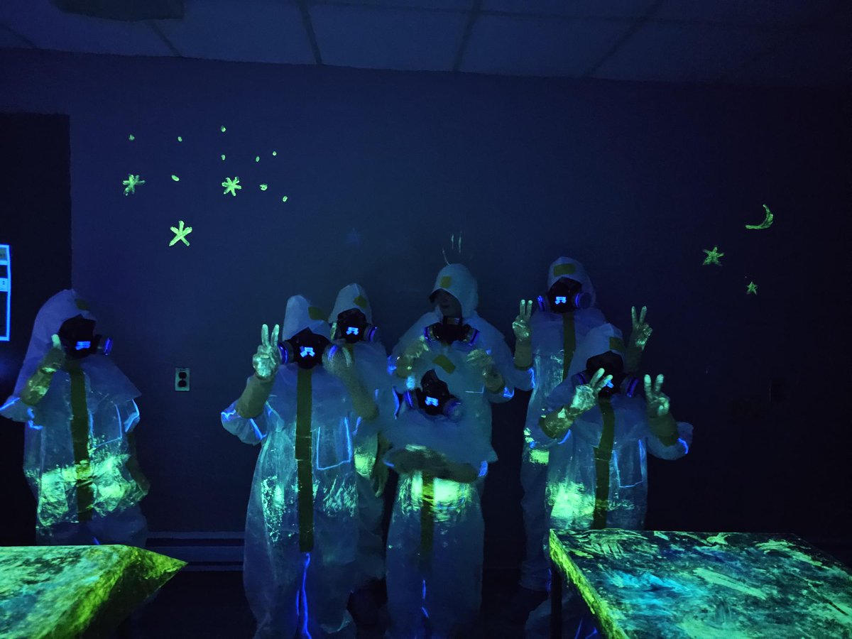CNL_LNC's tweet photo. On Monday, we had the first day of the CNL Science Camp, and we began the week by exploring the Science of Radiation!
A big thank you goes to the Town of Petawawa for handling the registration, the campers' parents, and the many CNL staff who help throughout camp.
#STEM #AECL https://t.co/c0ofclgMui