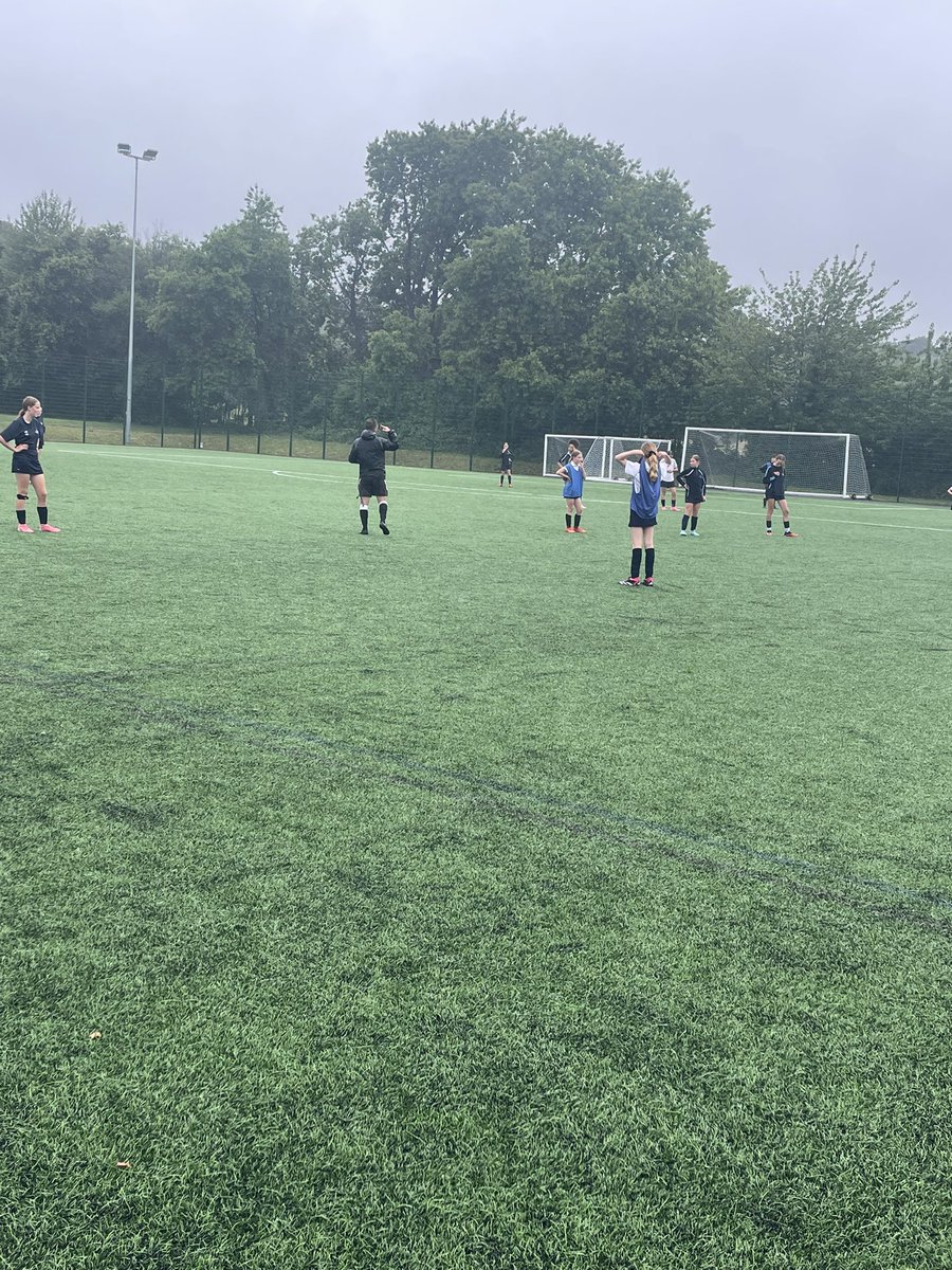 Miss PE Glenwin tweet media