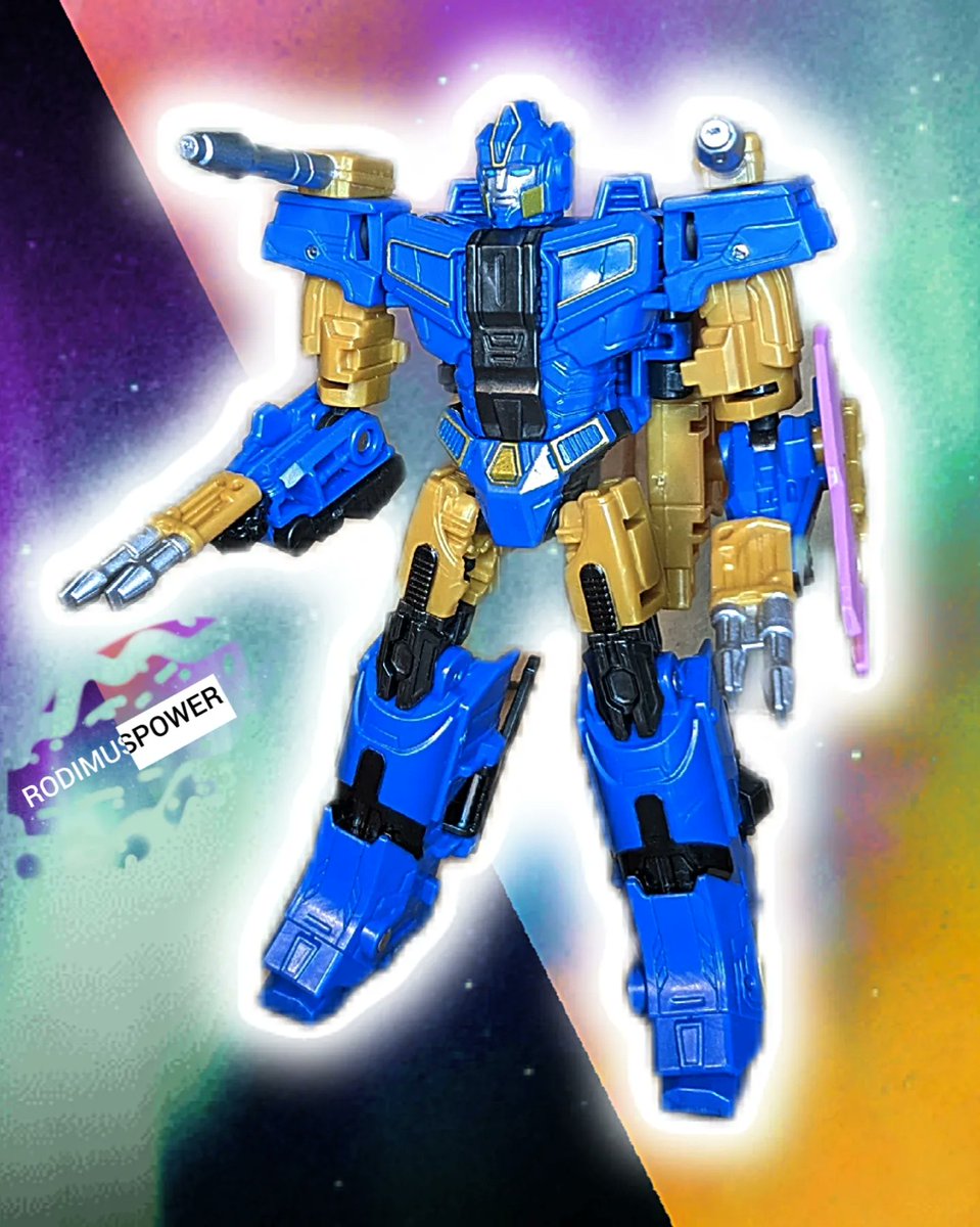 gijoepower's tweet photo. Sentinel ist in meinen Auge nicht ganz So gut geworden wie Bumblebee,auch wenn Sentinel  nicht schlecht konstruiert ist , lediglich die Jet Nase will nicht immer richtig zusammen Klippen (🇩🇪)#Transformer #TransformerCollection #ToyCollector #toy 
#transformersone #transformerone https://t.co/2yrHxjkm9u