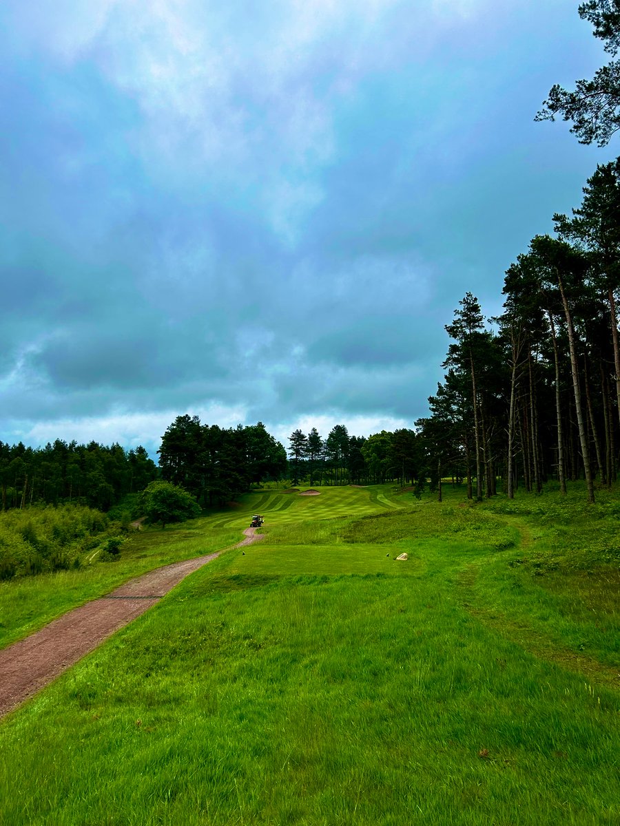 BeauDesertGolf's tweet photo. 🧵
An exciting opportunity is available for a Training Applicant/Registered PGA Assistant ⬇️

Please send CV to anthony@bdgc.co.uk.

Closing date for applications Fri 26th Jul 2024. https://t.co/RIUmSEayhH
