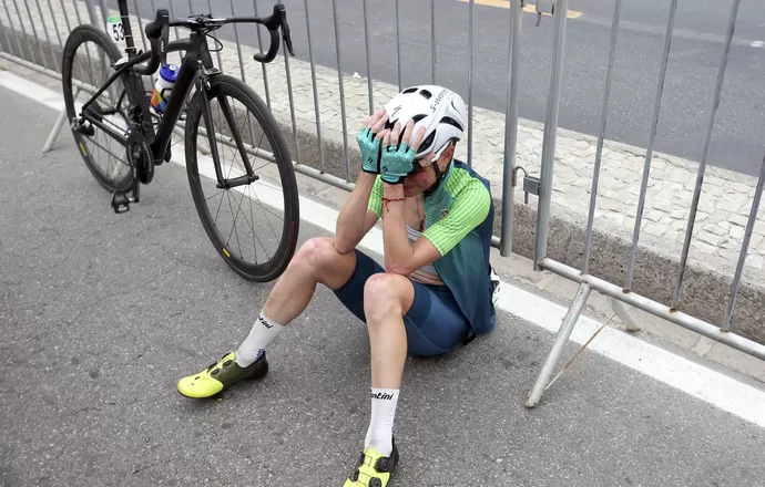 AllanAlmeiida's tweet image. O Renan trouxe na #ciclismonaespn que a Flávia Oliveira foi campeã da camisa de montanha do #GirodItaliaWomen em 2015. Além desse feito, a @Flavin8tor também foi 7º lugar na Rio 2016 e campeã da geral e camisa de montanha no Tour de l&apos;Ardeche 2016 !