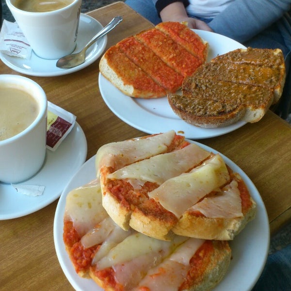 Ibn_Marwan_'s tweet photo. @casadelcribero Badajoz, la Capital del Desayuno 😍 https://t.co/3aUz77tZ20