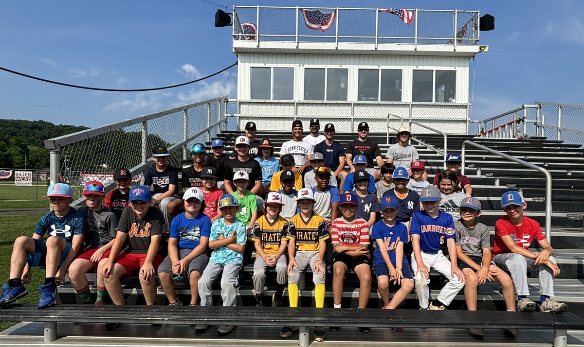 coachsimoneIHS's tweet image. 10th year running the @danbwesterners youth camp at Rogers Park. Ages 6-14yr olds. Still some slots open for session 2 next week!
Counselors: 
Anthony Steele @pennstatebase 
Alex Mach @uconnbsb 
Matt Spada @bcbirdball 
Drew Wyers @JaspersBaseball