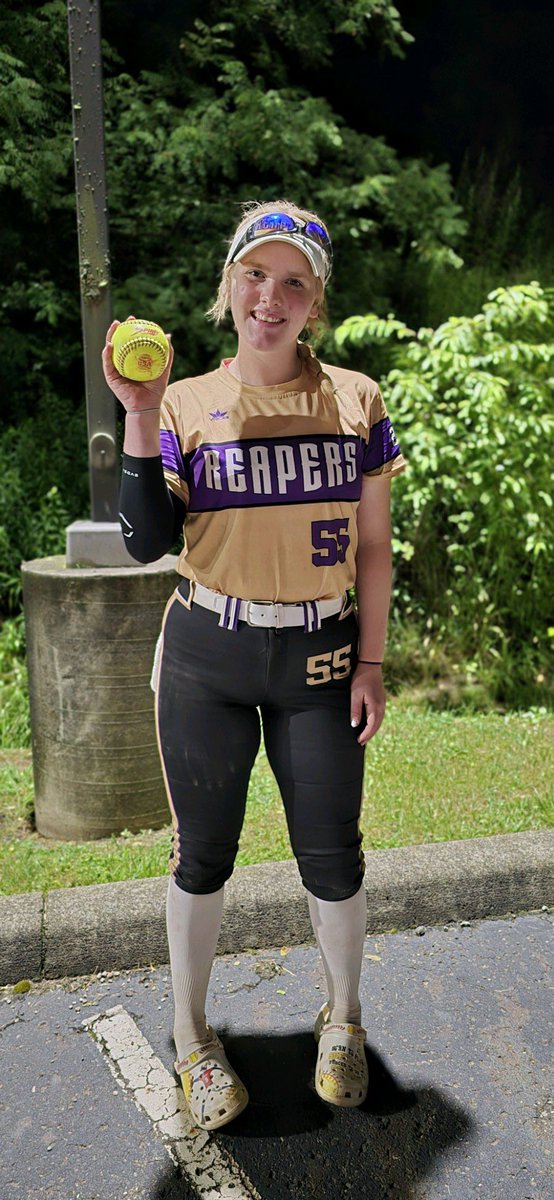 kayleeroadman05's tweet photo. I got two home runs these past 3 weeks 💕💓more to come this season  💜 go Reapers https://t.co/aOaewgEbDt