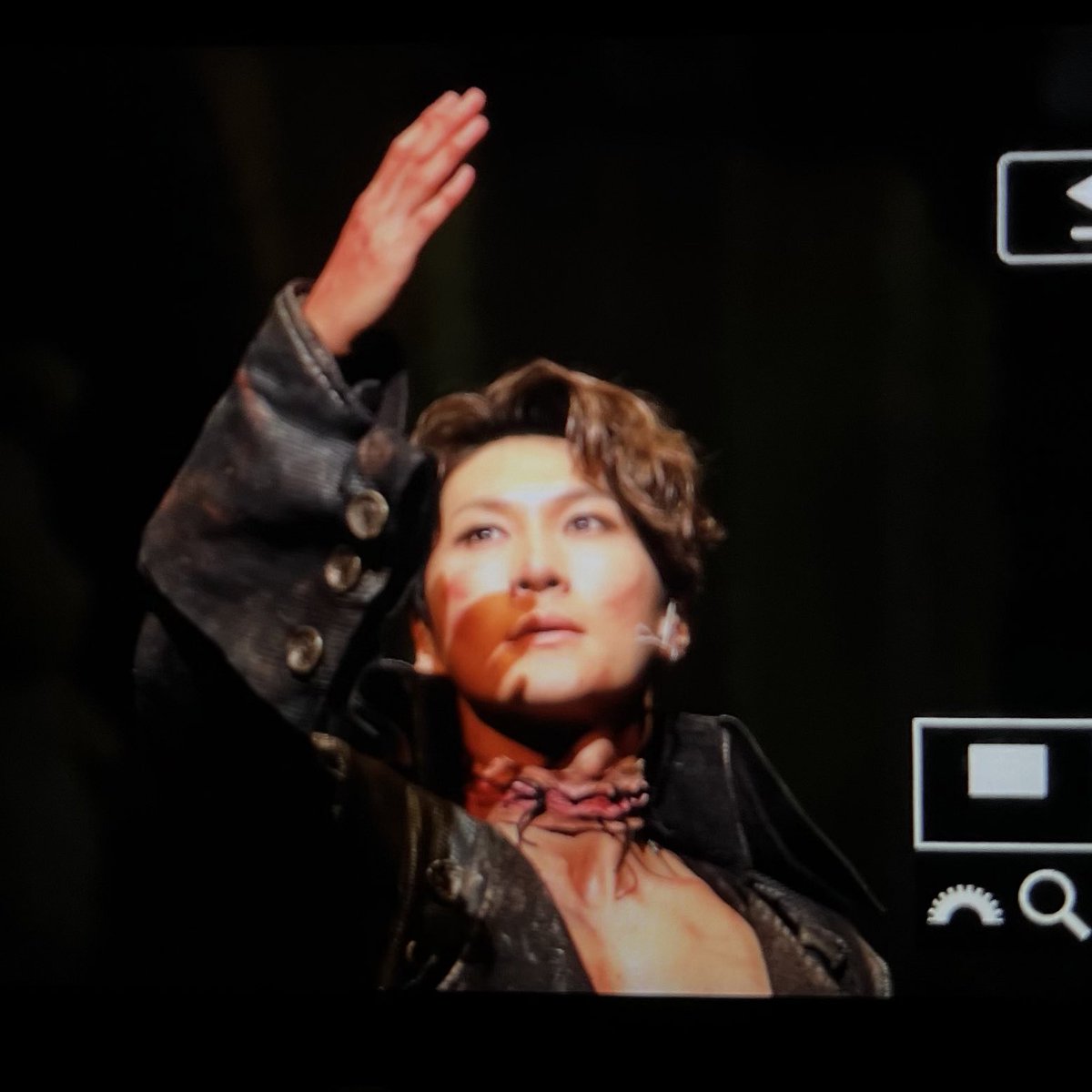 제대로 올리고 싶은데 현생 이슈로 목요일로 미룬다