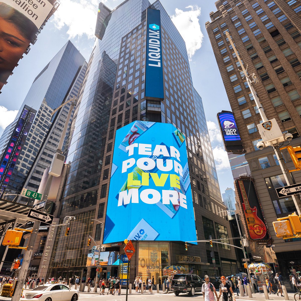 BrandedCities (@brandedcities) on Twitter photo It’s hot out there, and <a href="/liquidiv/">Liquid I.V.</a> is reminding everyone in NYC to stay hydrated with this engaging creative on our MiFi spectacular
#ooh #dooh #outofhome #liquidIV #RealHydrating #nyc #timessquare #MiFi #tearpourlivemore #NewLookSameHydration It’s hot out there, and <a href="/liquidiv/">Liquid I.V.</a> is reminding everyone in NYC to stay hydrated with this engaging creative on our MiFi spectacular
#ooh #dooh #outofhome #liquidIV #RealHydrating #nyc #timessquare #MiFi #tearpourlivemore #NewLookSameHydration