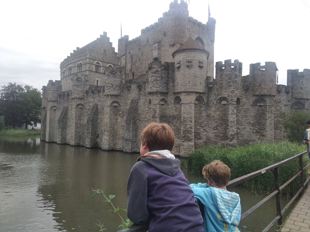 clareakaC2's tweet photo. And that's it for me, my first #ECPG conference, hopefully of many, such an inspiring #social #justice conference it was!!
And loved that I got to enjoy #Ghent with my family too. Now on route back to Scotland 🥰 https://t.co/tMhbP0LT4a