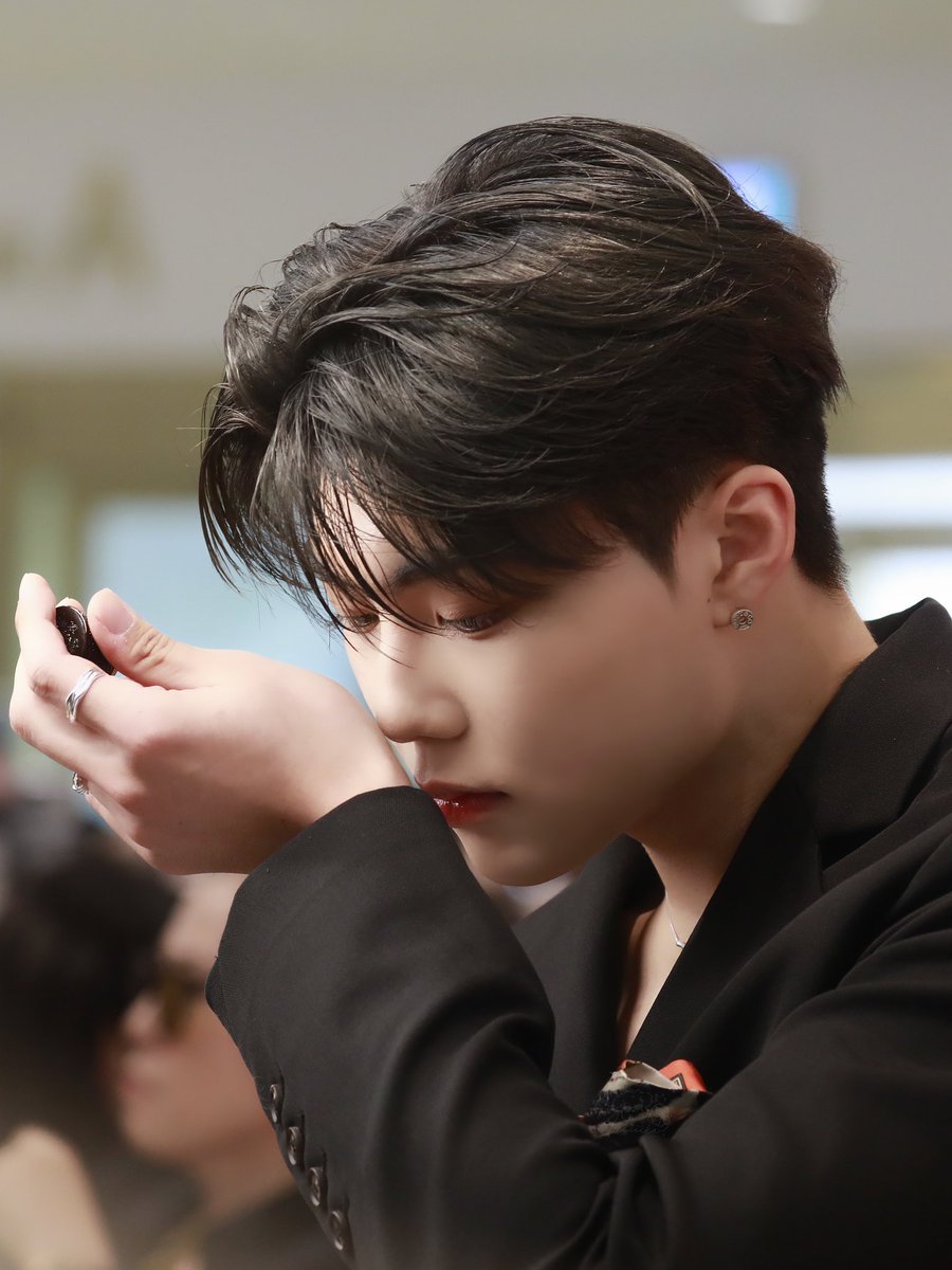 우리 건욱🩵데뷔 1주년 축하해🫶🏻

#ZB1 #朴乾煜 #박건욱 #PARKGUNWOOK #パクゴヌク 
 #제베원 #제로베이스원
#ZB1stAnniversary
#꽃처럼_피어난_제베원_데뷔1주년
#ZEROBASEONE