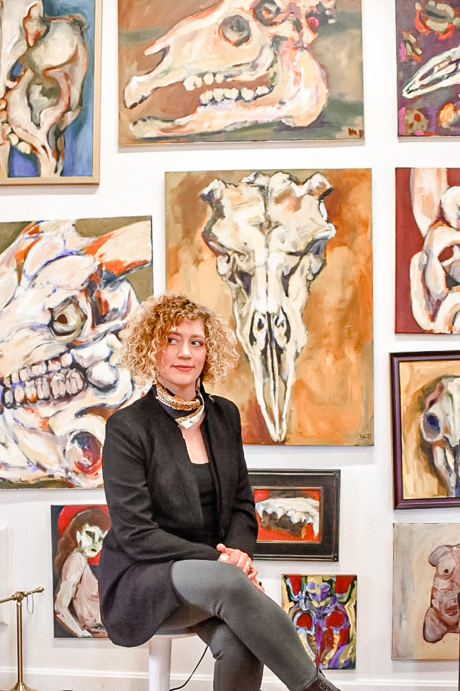 VictoriaDalpe's tweet photo. Hello #WritingCommunity Victoria Dalpe here! Writer of monsters and strangeness, painter of bones. Nice to meet you! Have the first in a series out in September with #clashbooks I'll put it in comment to check out! #horrorwriters #sospooky #iwantyourskulls https://t.co/v2UqyJBAod