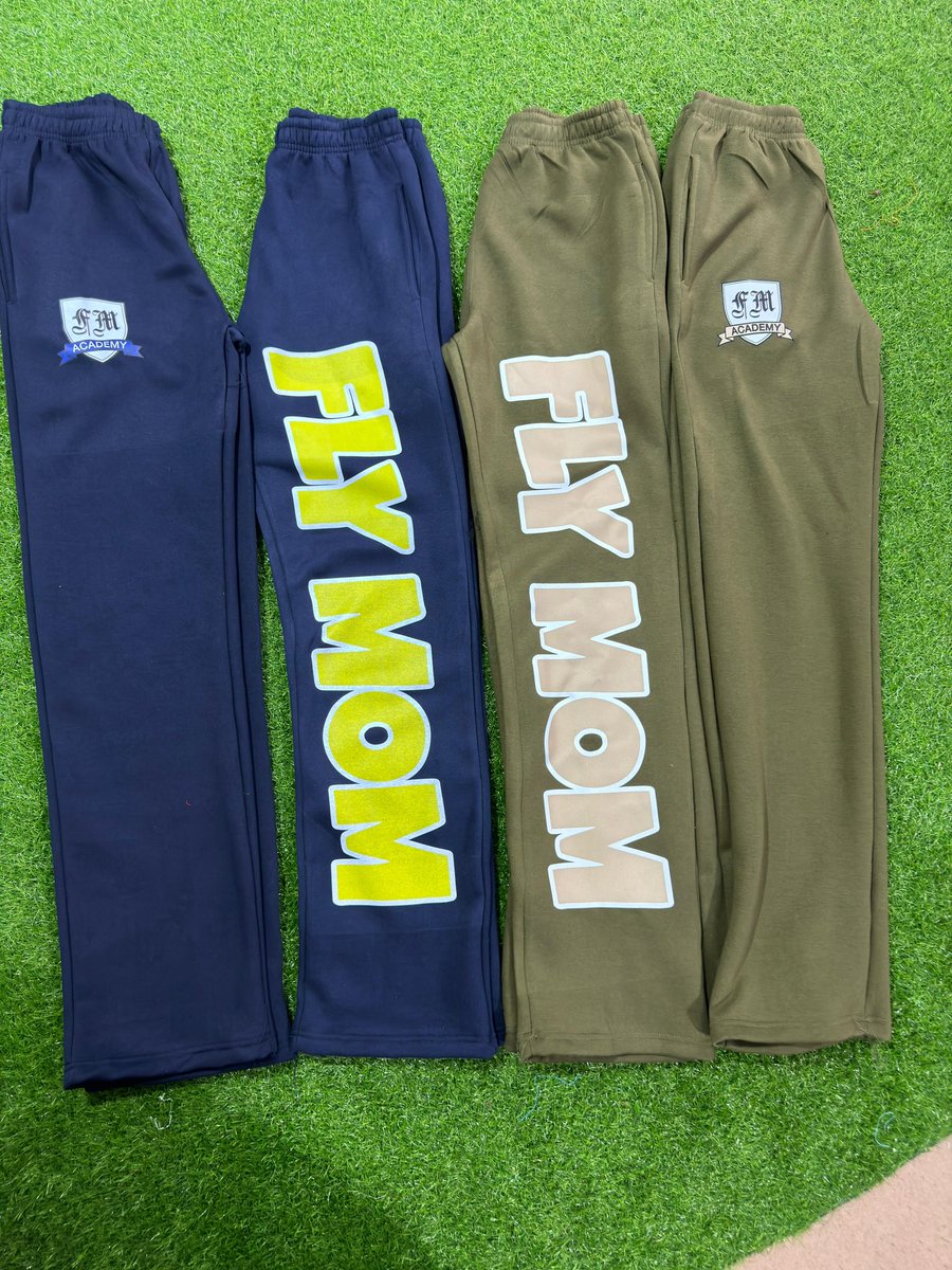 _iamcarefree's tweet image. FLY MOM ACADEMY (F.M.A.)

- A society or institution of distinguished Moms that aims to promote and maintain standards in being a Fly Mom ⭐️

Cropped Jersey + Fly Mom Sweats
08.02.2024 - 12NOON
KeelxCeleste.com

*IG - @Meetthecarefrees