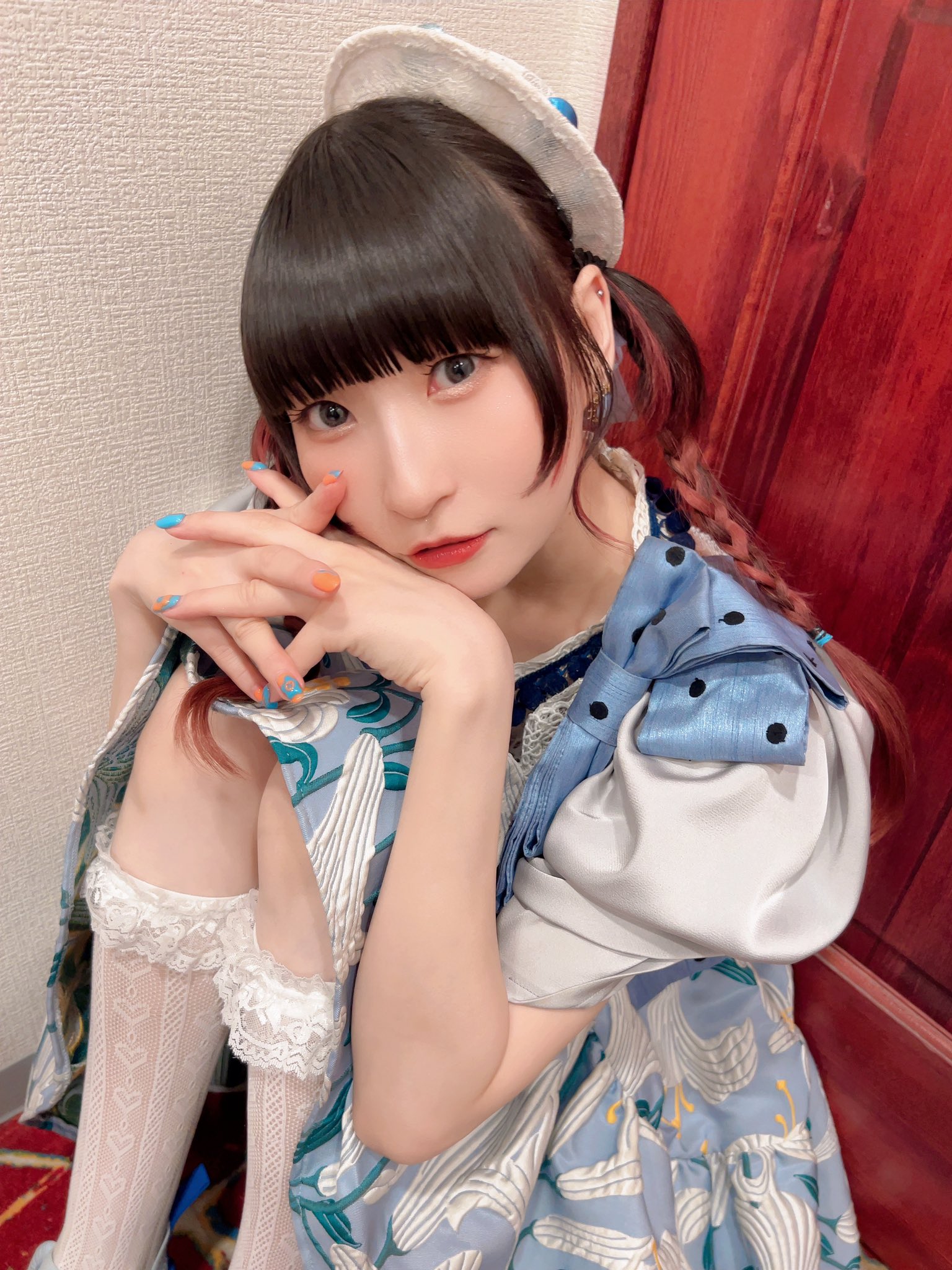藤咲彩音 グラビア  / X