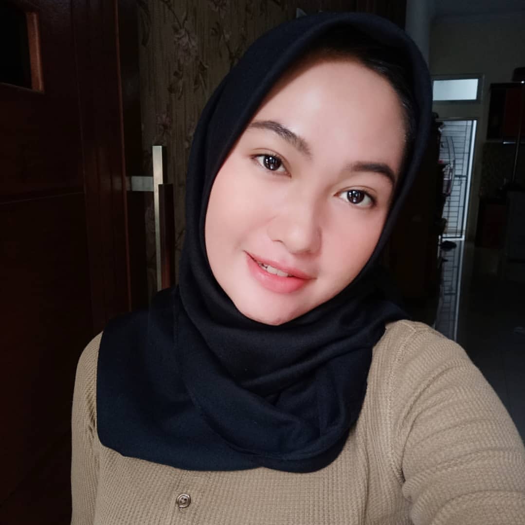 ratukalina's tweet photo. Anda sopan aku sayang. ehh https://t.co/glBW3UXFm5