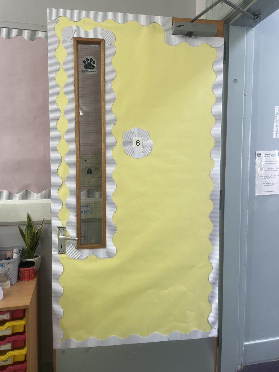 MissCFDavidson's tweet photo. Classroom prep has begun… holidays who?? 😂 feeling very productive and Room 6 is looking a little more fresh ☀️ https://t.co/645pQLDw0E