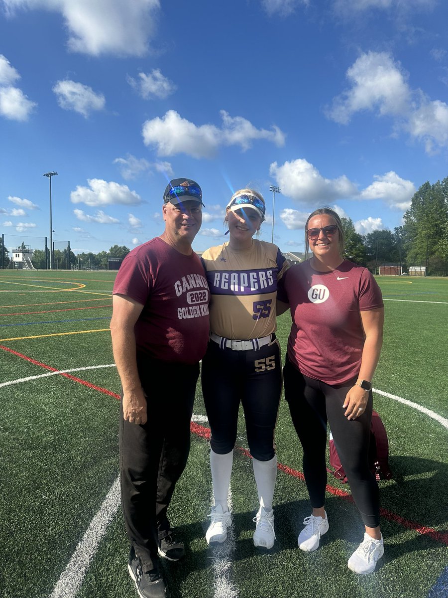 kayleeroadman05's tweet photo. I had fun at the Mercy Hurst softball camp… and can't wait to go back thanks for the tips and tricks💕🥎. https://t.co/ALHe1aDKo1