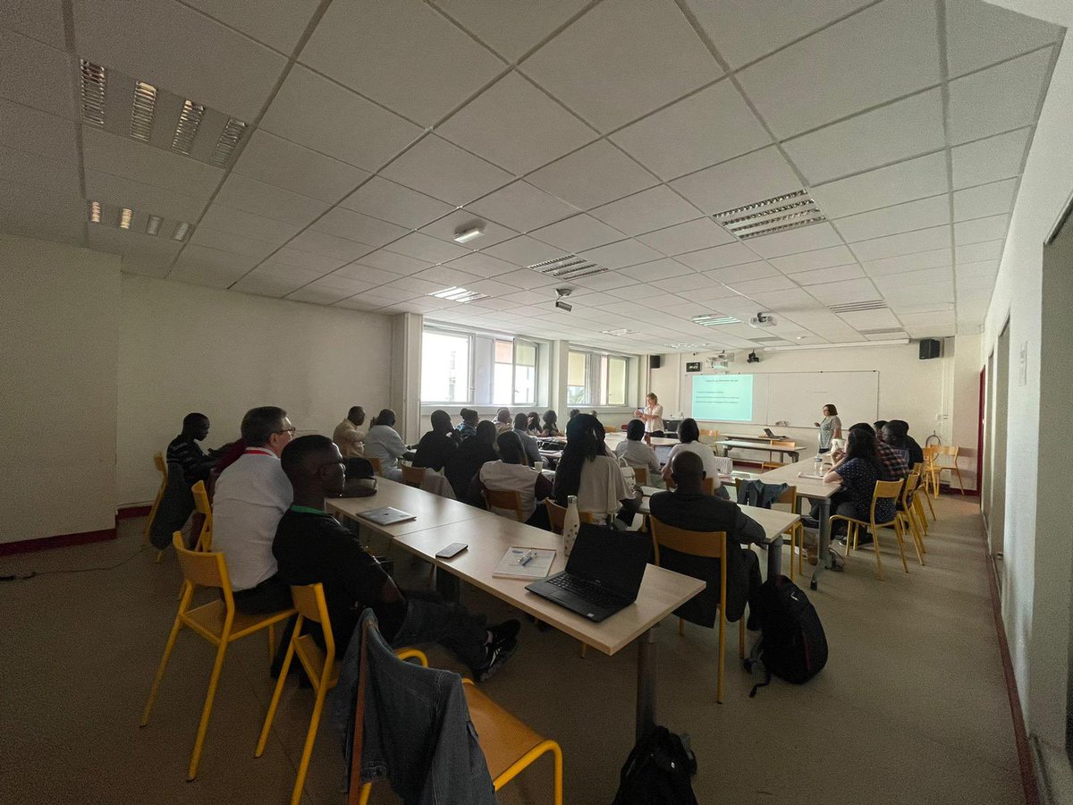 Suite des ateliers l’après midi 
<a href="/IENTofficiel/">IENTofficiel</a> 
@unilim 
@AdelfEpiter2024 
<a href="/CHULimoges/">CHU de Limoges</a>